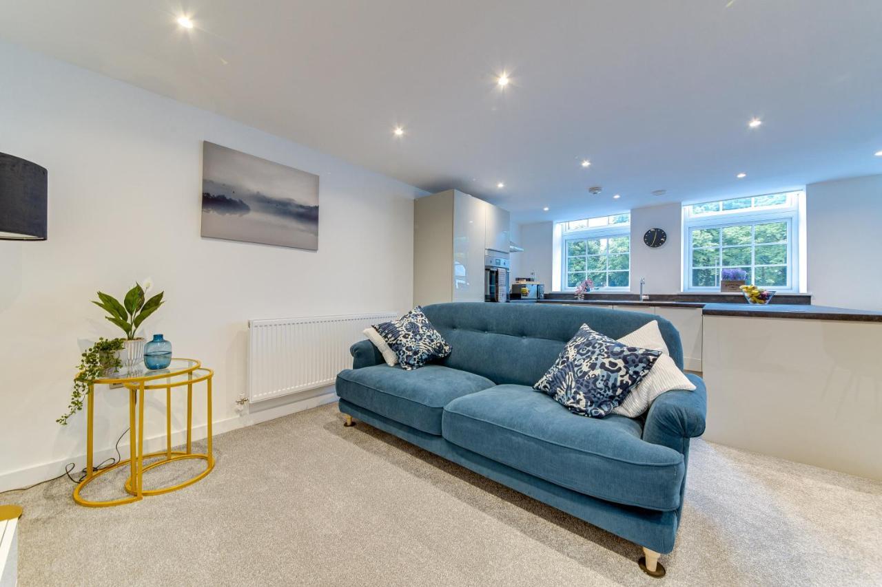 Stylish & Contemporary 2-Bed Townhouse - Parking - Wi-Fi - Netflix Lägenhet Worksop Exteriör bild
