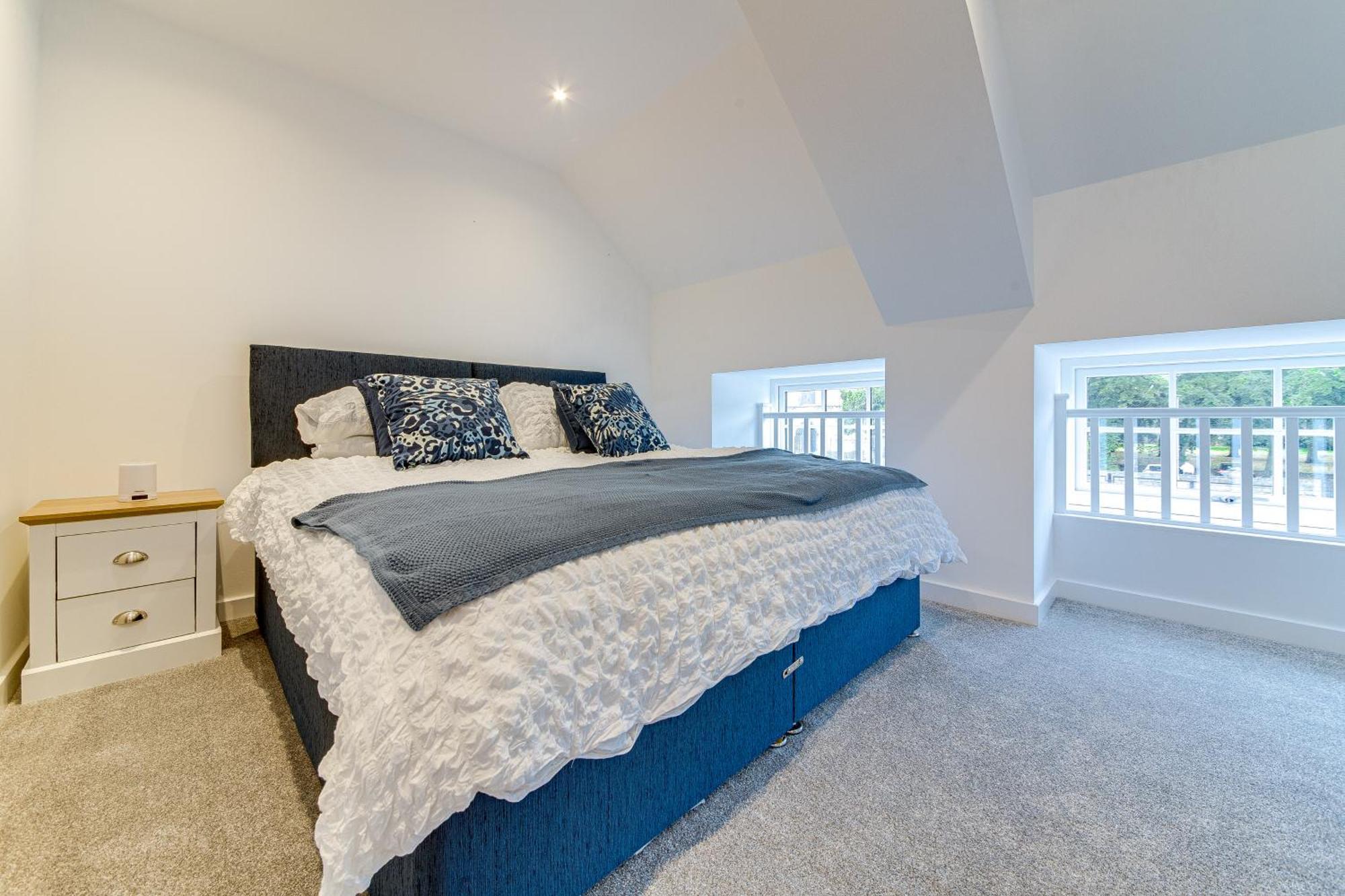 Stylish & Contemporary 2-Bed Townhouse - Parking - Wi-Fi - Netflix Lägenhet Worksop Exteriör bild
