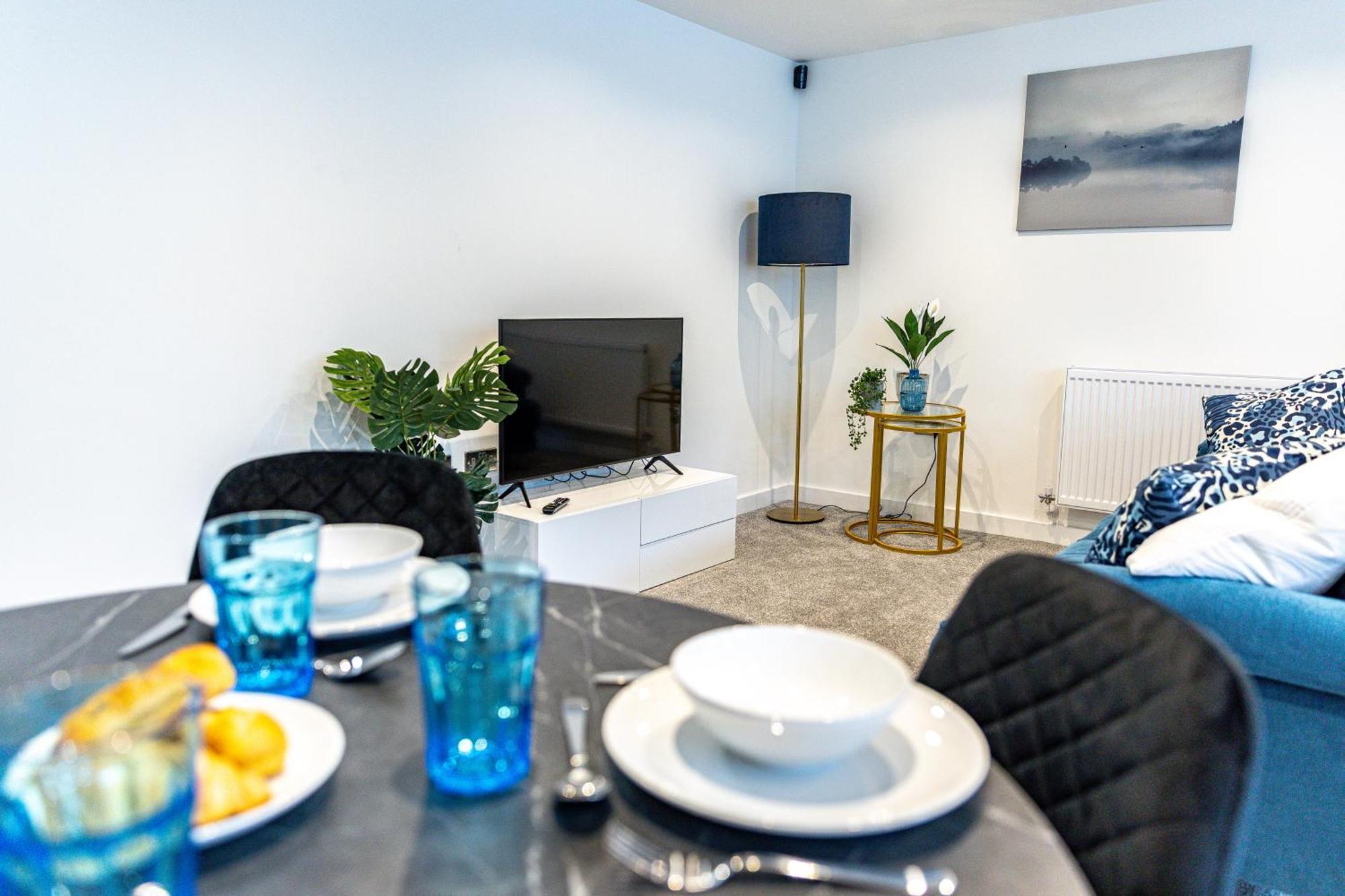 Stylish & Contemporary 2-Bed Townhouse - Parking - Wi-Fi - Netflix Lägenhet Worksop Rum bild