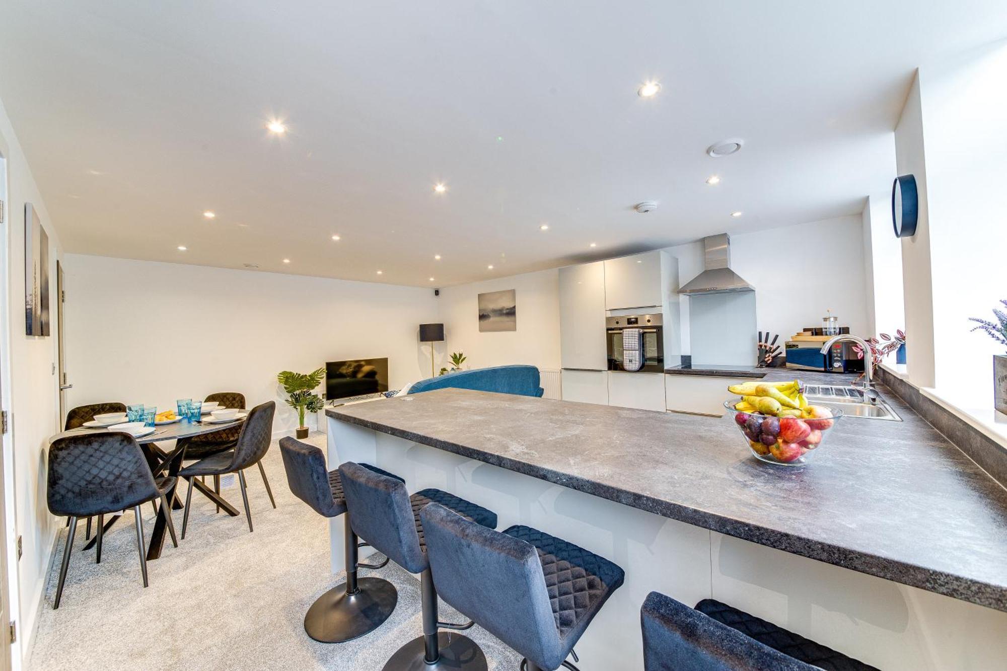 Stylish & Contemporary 2-Bed Townhouse - Parking - Wi-Fi - Netflix Lägenhet Worksop Exteriör bild